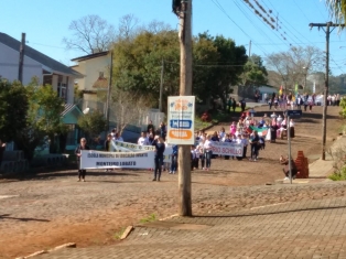 DESFILE_CyaVICO.jpg!